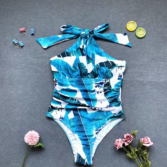 NEW‼️GREEN LEAF HALTER NECK ONE PIECE- bikini - Picture 3 of 3